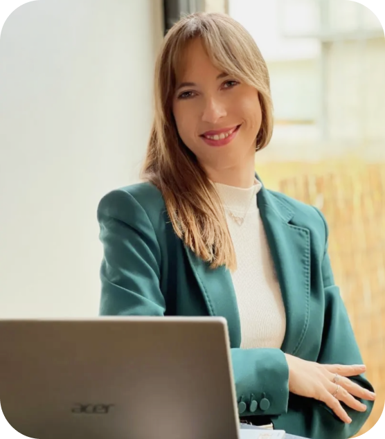 Laura ist Businessmanagerin, Sozialarbeiterin und Coach bei Viewpoint Consulting